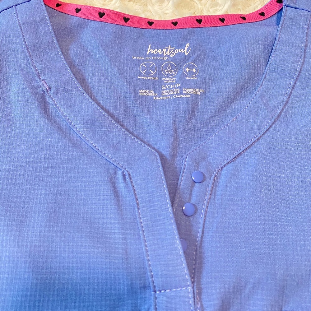 Heart soul light blue, Scrub top size S